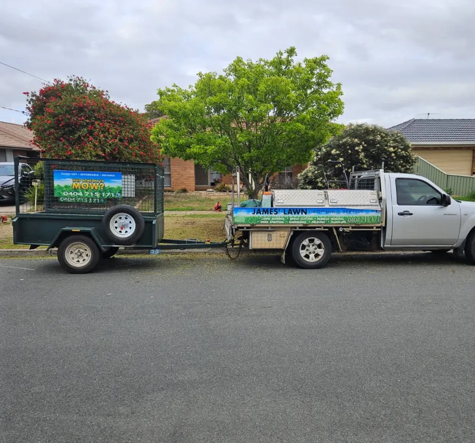 James’ ute with the cage trailer coupled, ready for a green waste run in Melbourne’s west